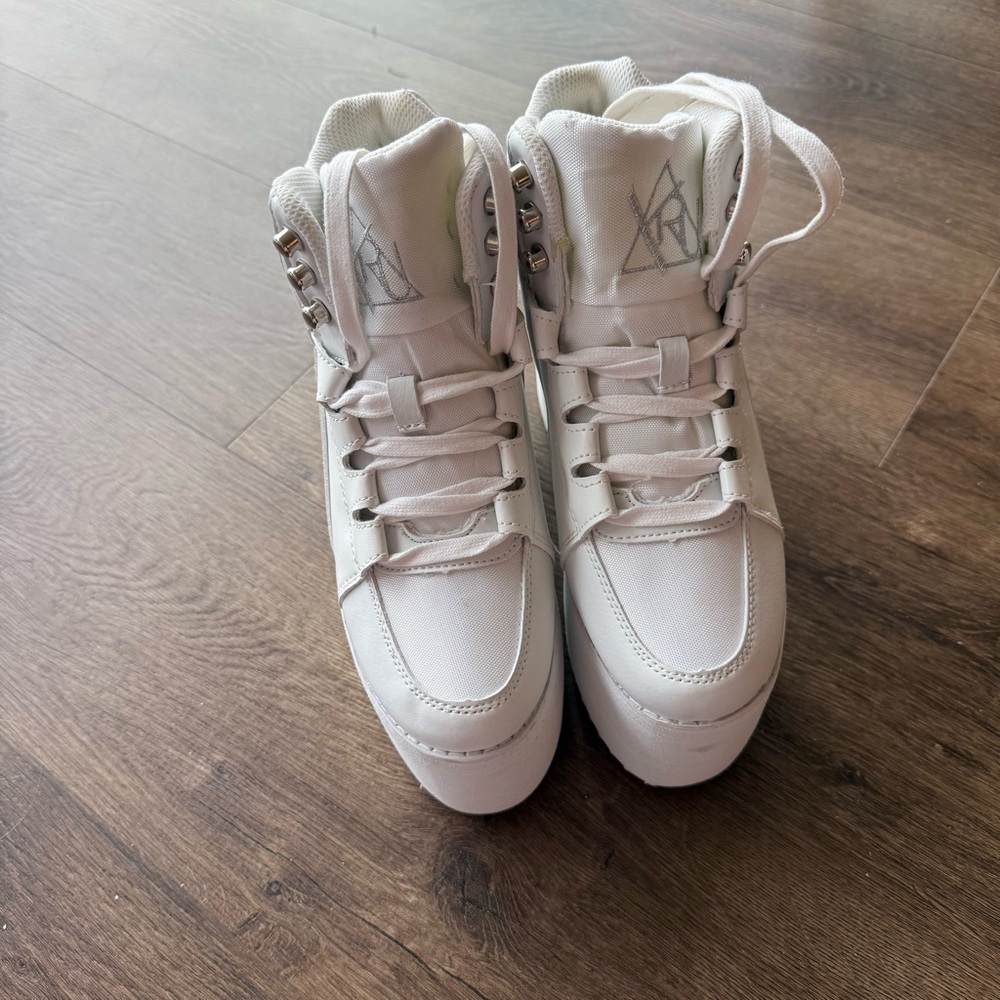 Burning Man shoes Women's YRU White Platform Sneakers ๐ - Picture 2 of 6